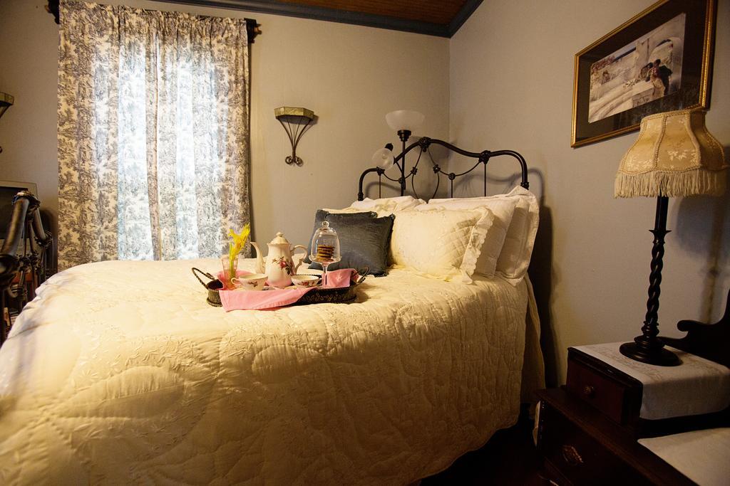 Bees B & B-V Маунт Еъри Стая снимка